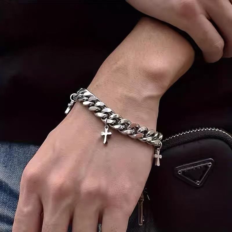 Cross Border Hit: Cuban Link B - Streetwear Brand Niche review and price